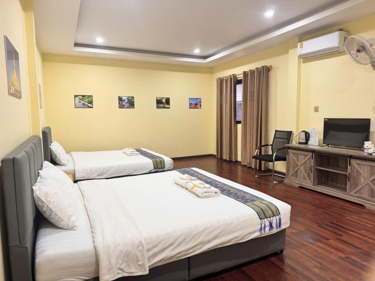 Yula Hotel Thatluang Vientiane Luaran gambar